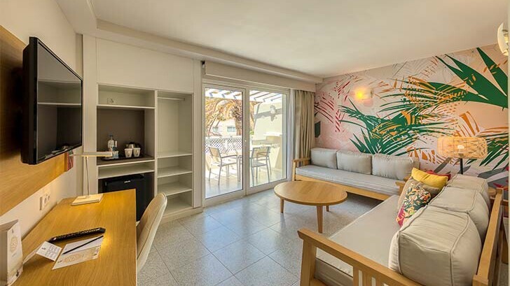 Hotel LIVVO Koala Garden